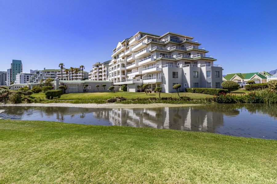 1 Bedroom Property for Sale in Greenways Golf Estate Western Cape